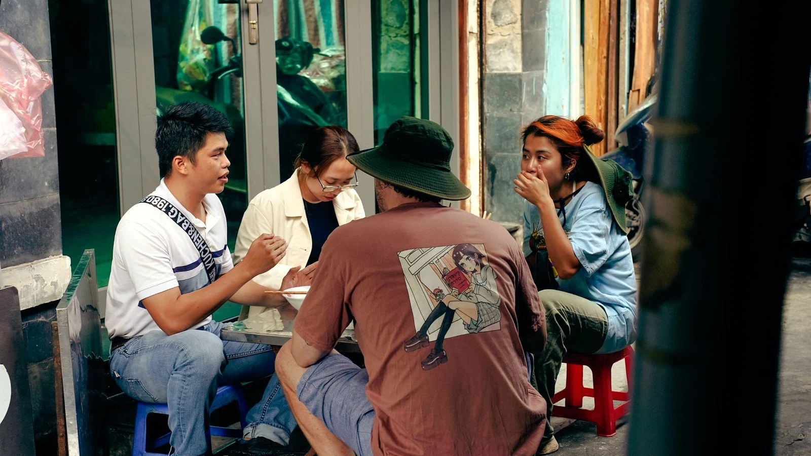 Ba Lù racket coffee in Chợ Lớn