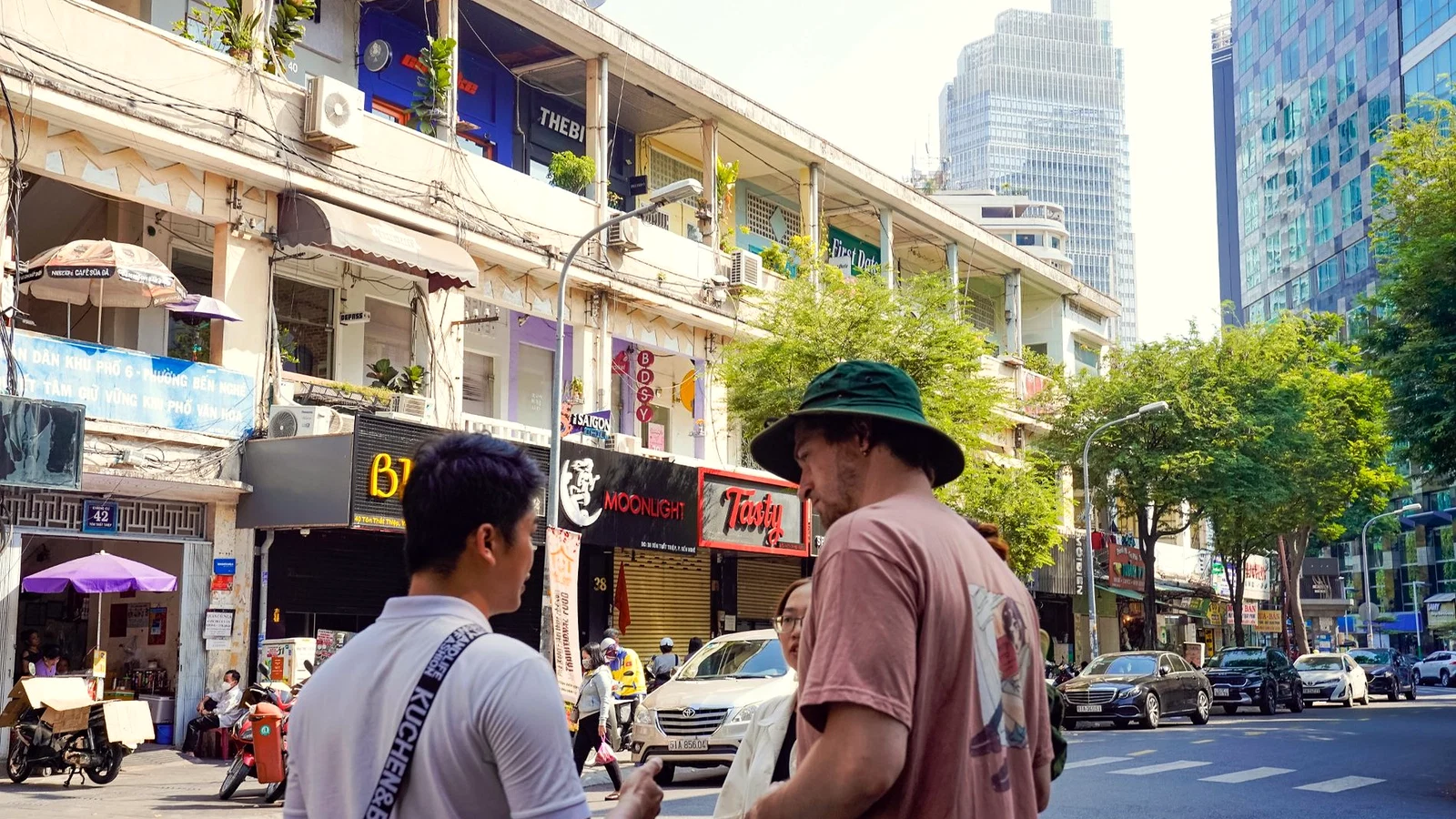 Street life in Saigon viewed at ground level