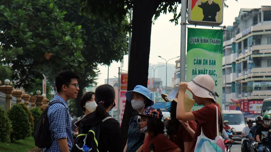 Bình Thạnh street setting